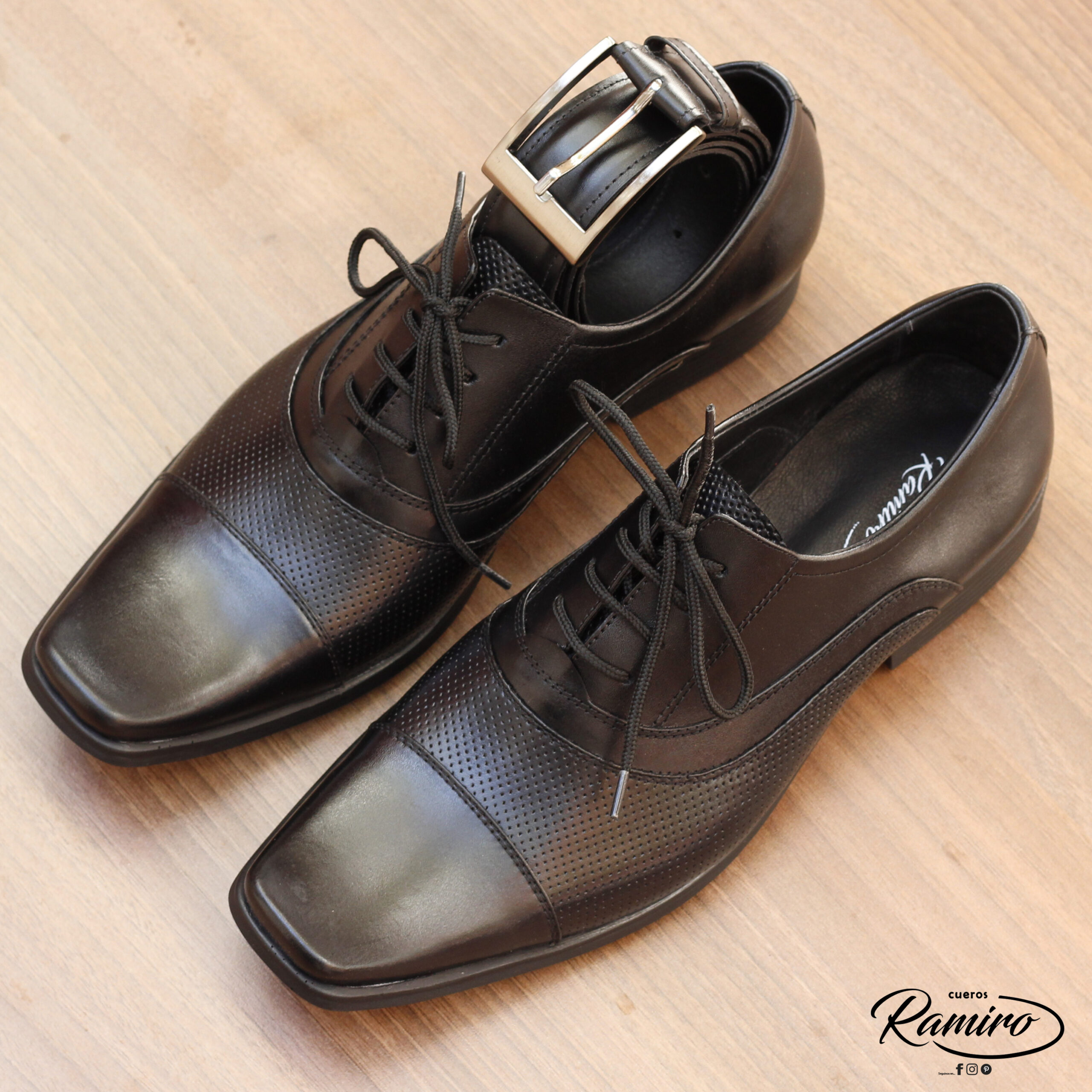 Raza humana Maestro impermeable Zapato Negro Con Cordón