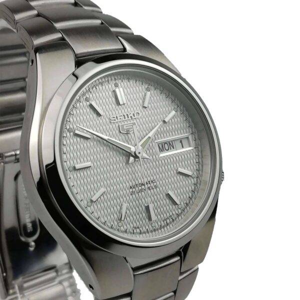 Reloj Seiko Caballero Con Fondo Blanco Texturizado Automático - Imagen 3