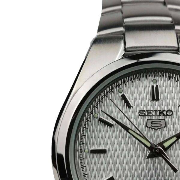 Reloj Seiko Caballero Con Fondo Blanco Texturizado Automático - Imagen 6