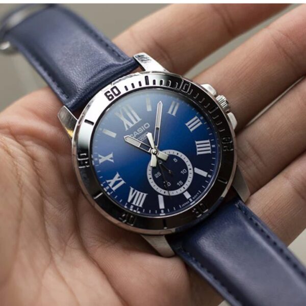 Reloj Casio Caballero Con Fondo Azul - Imagen 4
