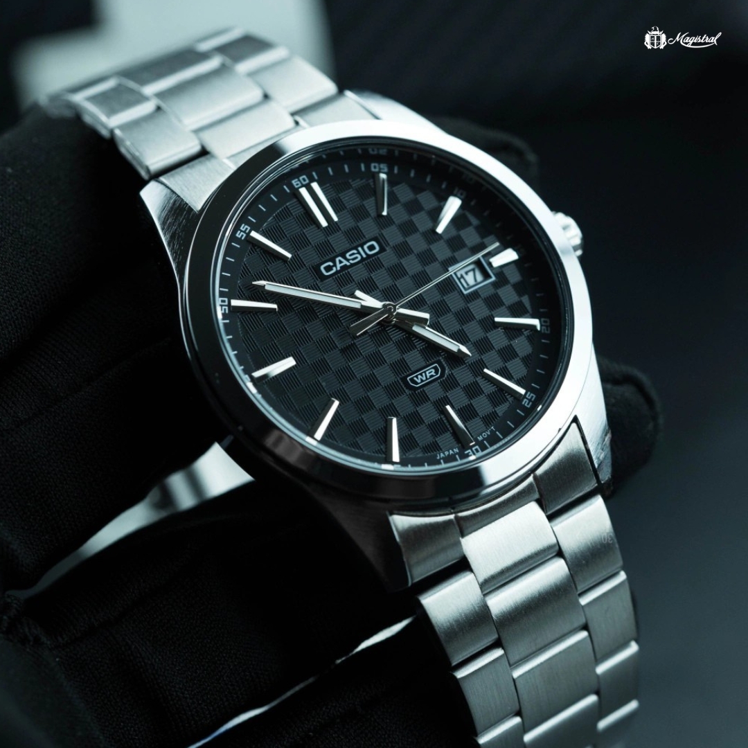 Reloj Casio Caballero Fondo Negro MTP-VD03D-1AUDF - Imagen 5
