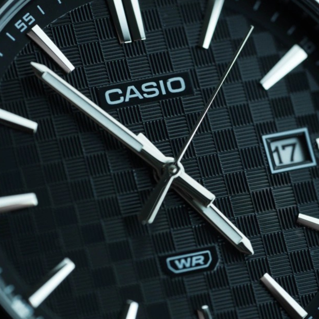 Reloj Casio Caballero Fondo Negro MTP-VD03D-1AUDF - Imagen 6