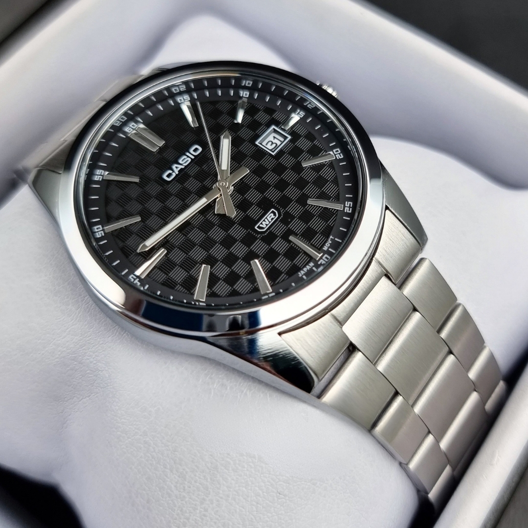 Reloj Casio Caballero Fondo Negro MTP-VD03D-1AUDF - Imagen 3
