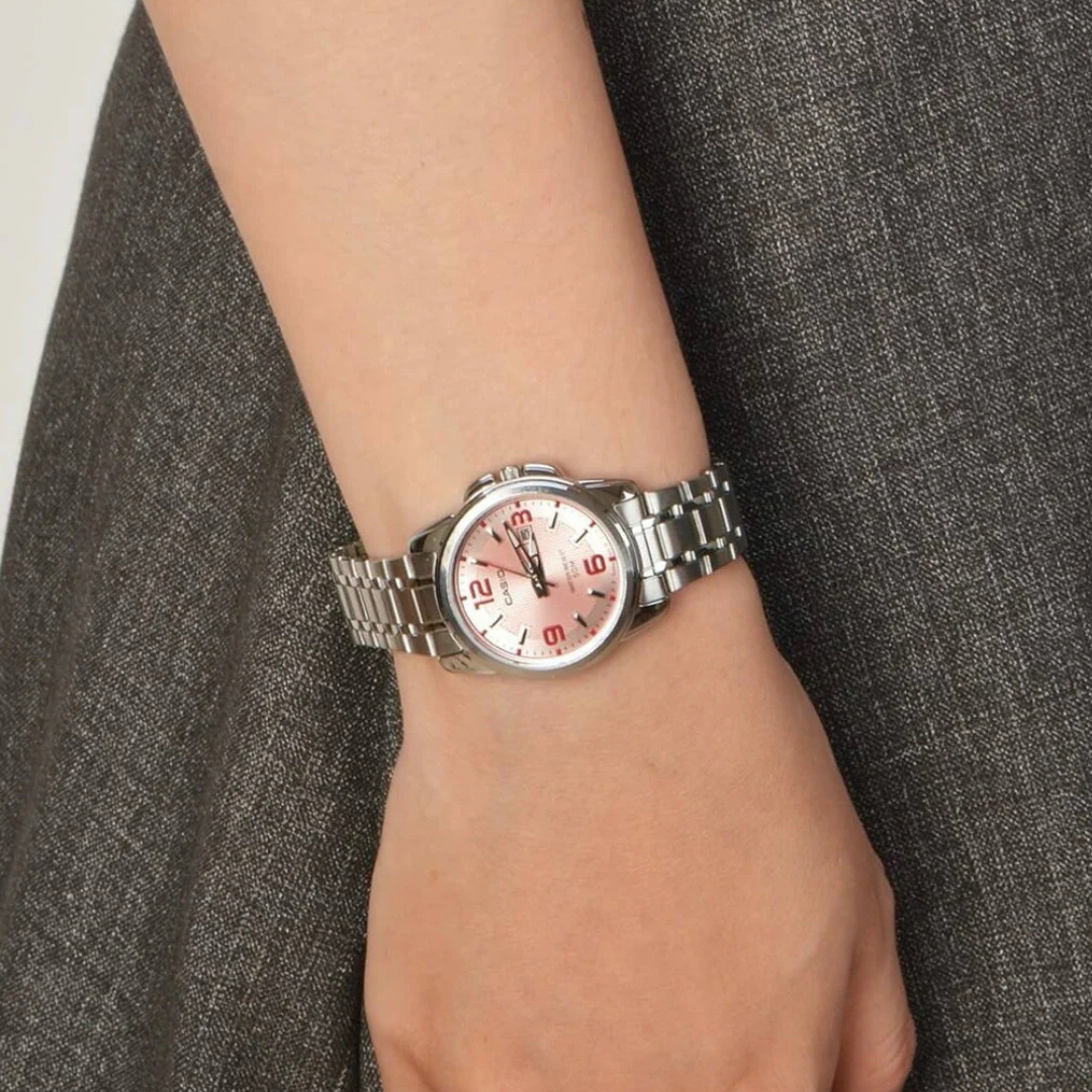 Reloj Casio Dama Fondo Rosa LTP-1314D-5AVDF 33mm - Imagen 4